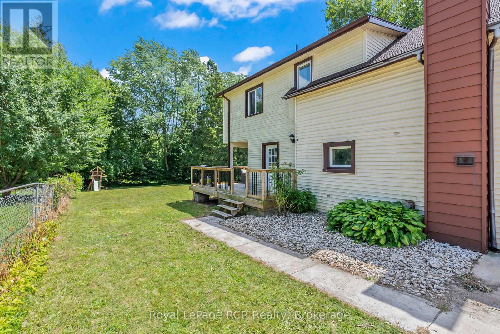 












343 10TH AVENUE

,
Hanover,




Ontario
N4N2N4

