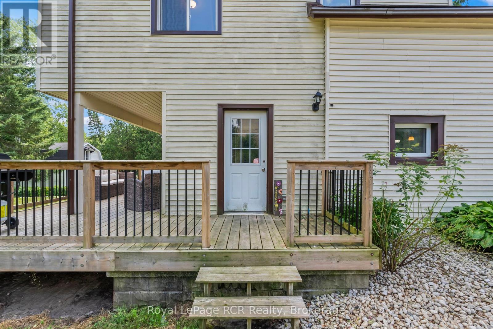 












343 10TH AVENUE

,
Hanover,




Ontario
N4N2N4

