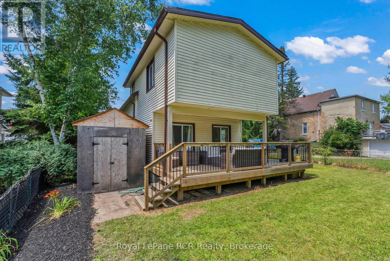 












343 10TH AVENUE

,
Hanover,




Ontario
N4N2N4

