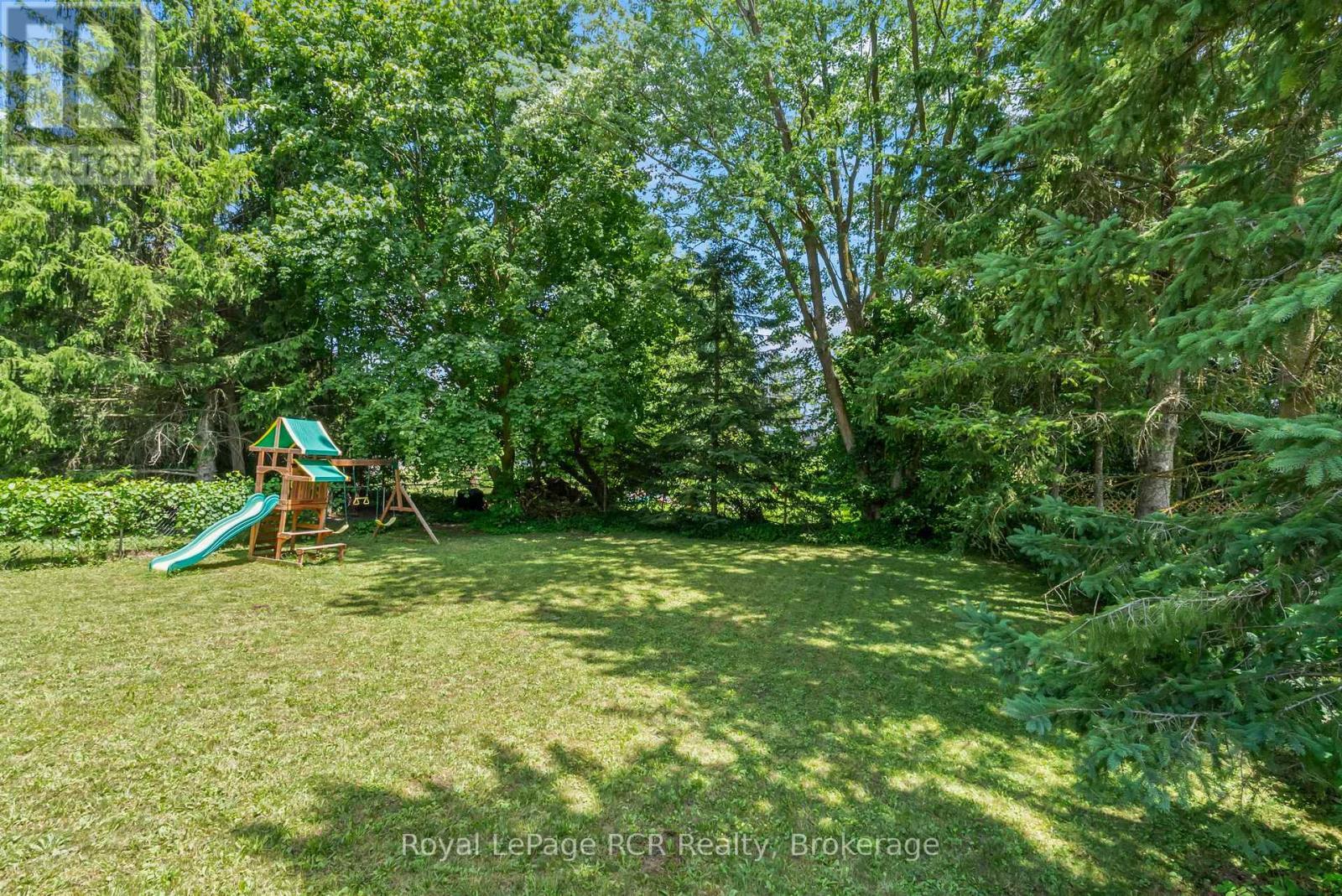 












343 10TH AVENUE

,
Hanover,




Ontario
N4N2N4

