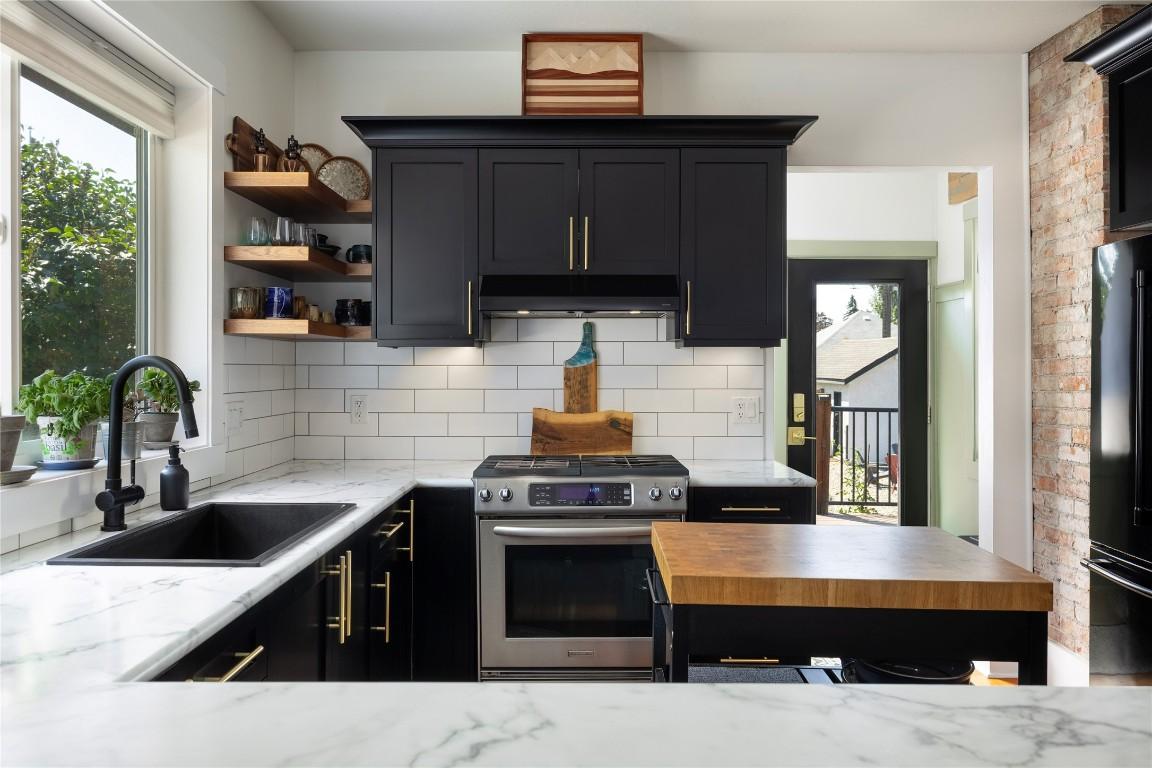 









2500


39

Avenue,
Vernon,




BC
V1T 3B5

