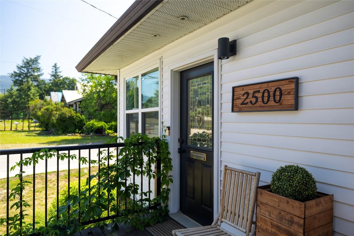 









2500


39

Avenue,
Vernon,




BC
V1T 3B5

