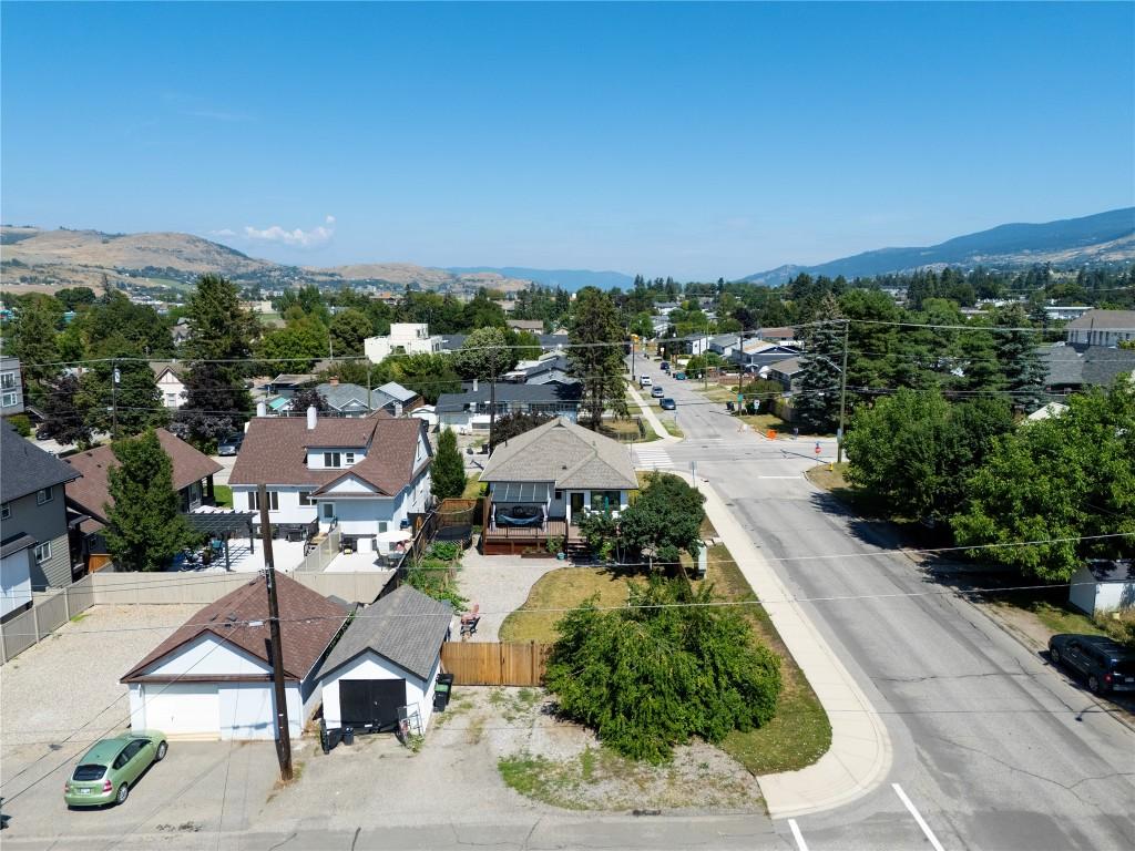 









2500


39

Avenue,
Vernon,




BC
V1T 3B5

