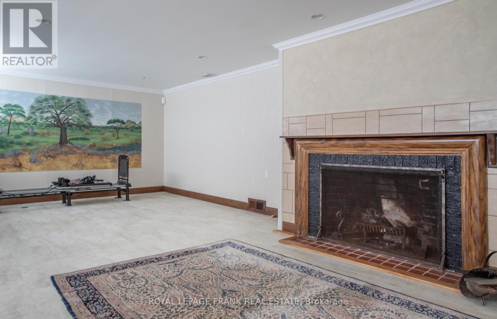 












770 SIMCOE STREET N

,
Oshawa (Centennial),




Ontario
L1G4V8

