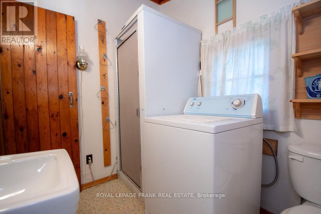 












144/149 ISLAND 22 KASSHABOG LAKE

,
Havelock-Belmont-Methuen,




Ontario
K0L2H0

