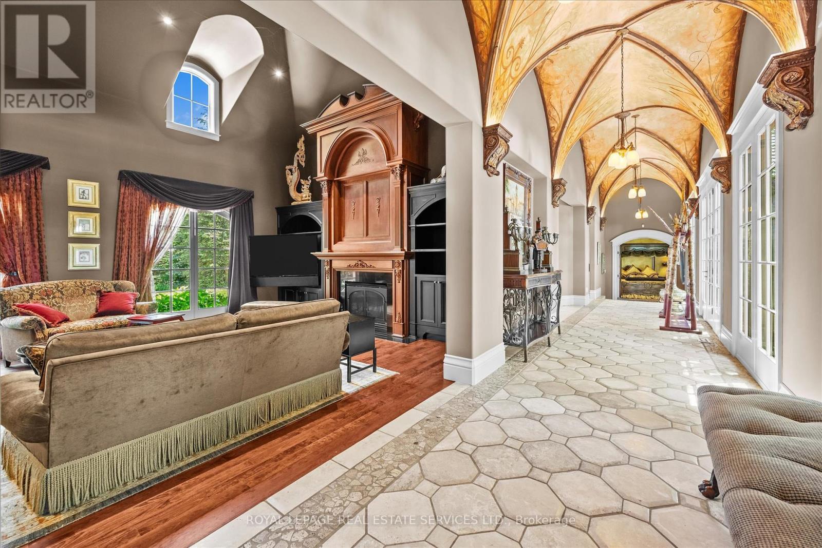 












10090 PINEVIEW TRAIL

,
Milton,




Ontario
L0P1B0

