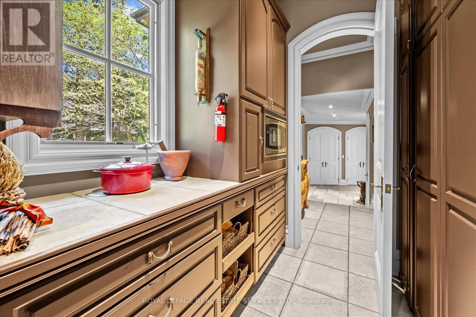 












10090 PINEVIEW TRAIL

,
Milton,




Ontario
L0P1B0

