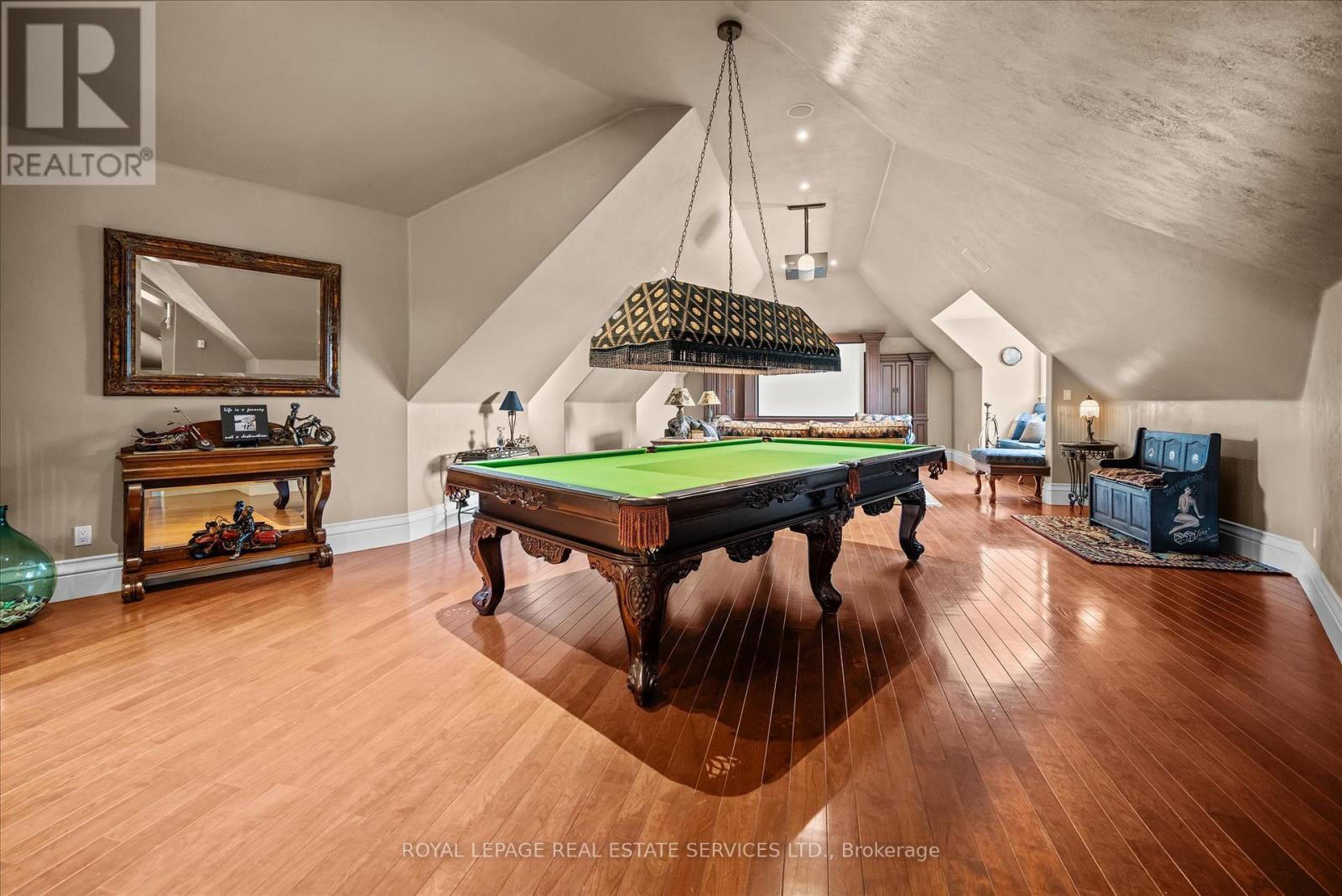 












10090 PINEVIEW TRAIL

,
Milton,




Ontario
L0P1B0

