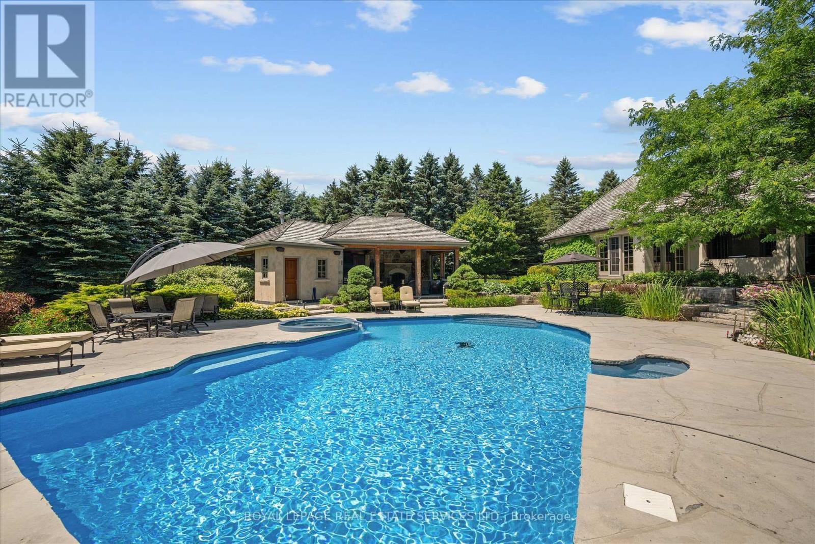 












10090 PINEVIEW TRAIL

,
Milton,




Ontario
L0P1B0

