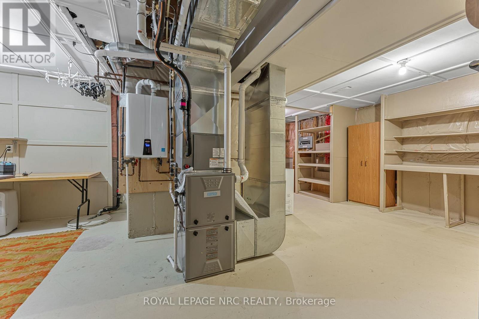 












48 BRIDGEWATER COURT

,
Welland (N. Welland),




Ontario
L3C7M6

