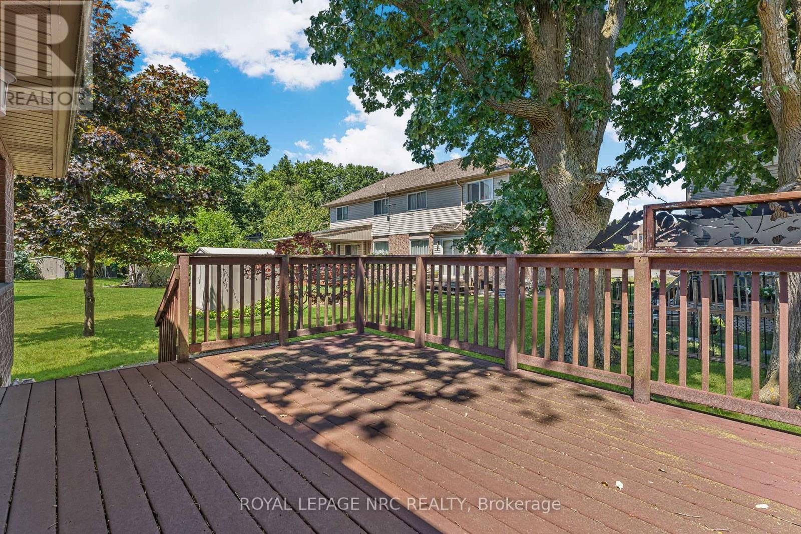 












48 BRIDGEWATER COURT

,
Welland (N. Welland),




Ontario
L3C7M6

