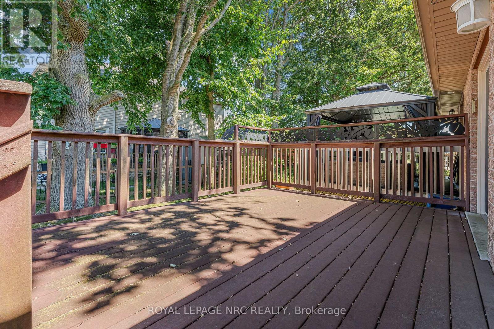 












48 BRIDGEWATER COURT

,
Welland (N. Welland),




Ontario
L3C7M6

