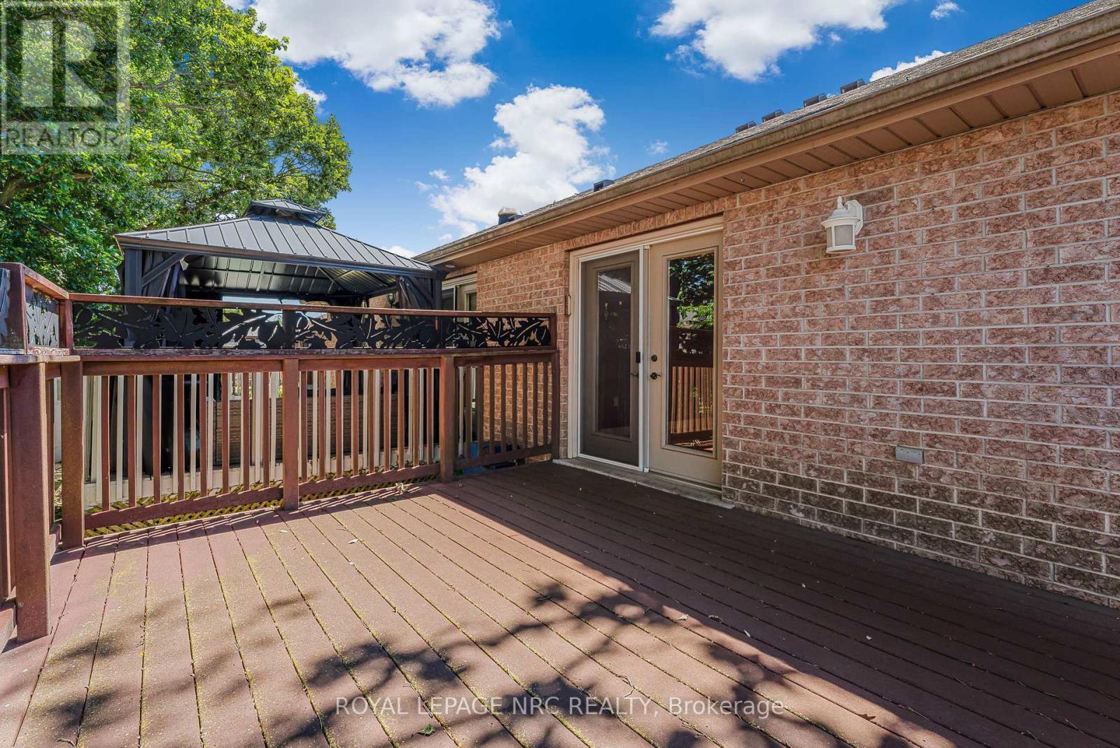 












48 BRIDGEWATER COURT

,
Welland (N. Welland),




Ontario
L3C7M6

