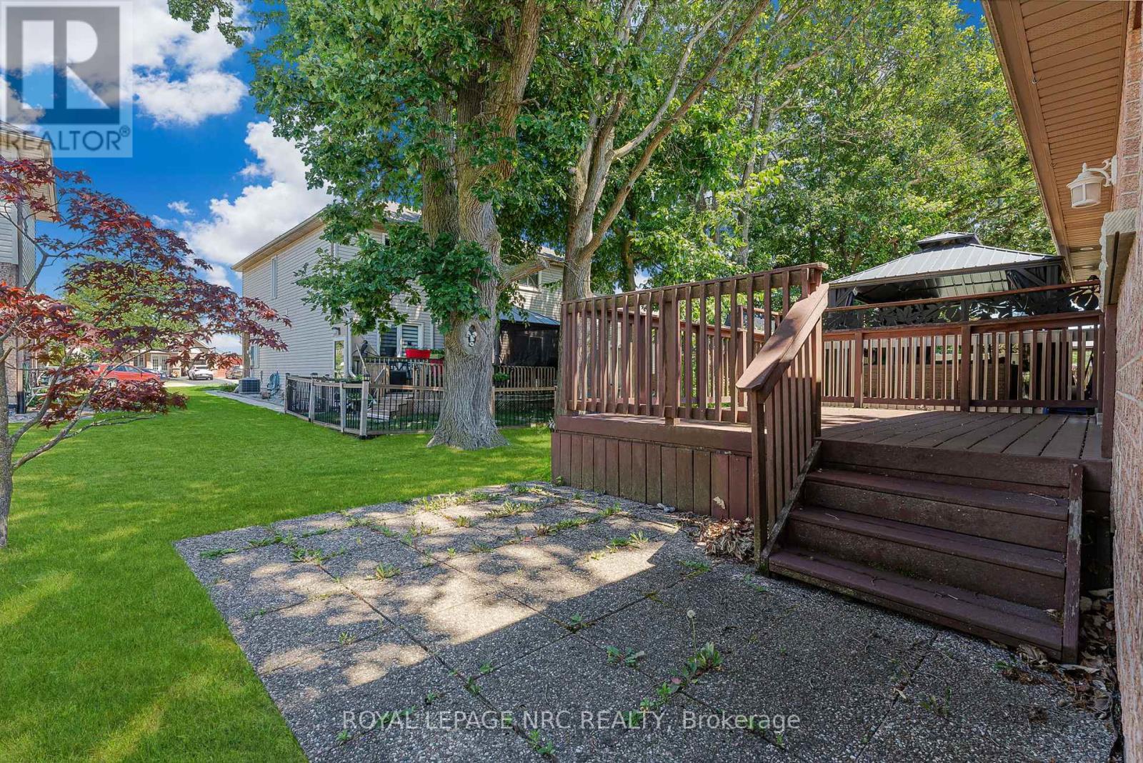 












48 BRIDGEWATER COURT

,
Welland (N. Welland),




Ontario
L3C7M6

