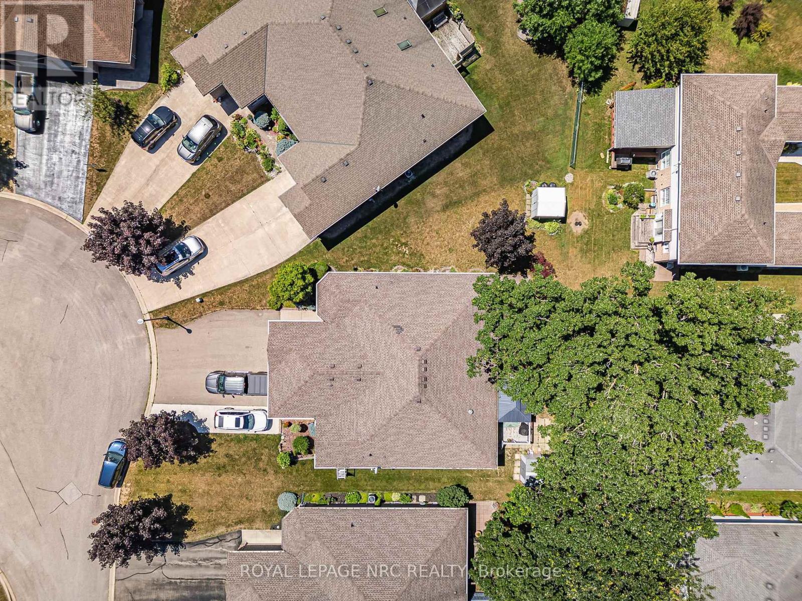 












48 BRIDGEWATER COURT

,
Welland (N. Welland),




Ontario
L3C7M6

