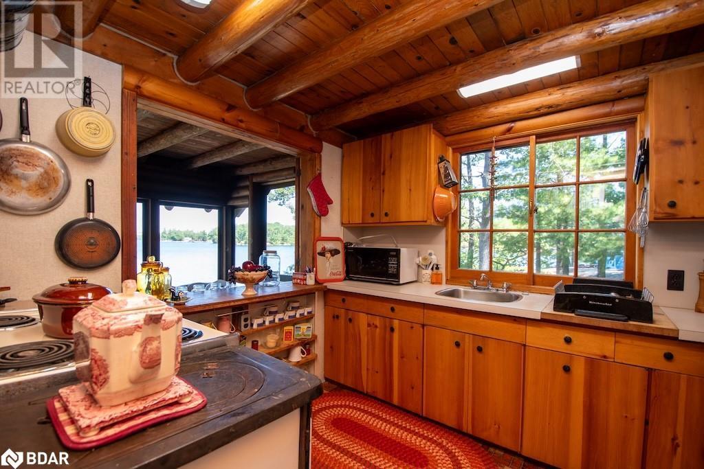 












144 KASSHABOG LAKE ISLAND 22

,
Havelock-Belmont-Methuen Twp,




Ontario
K0L2H0

