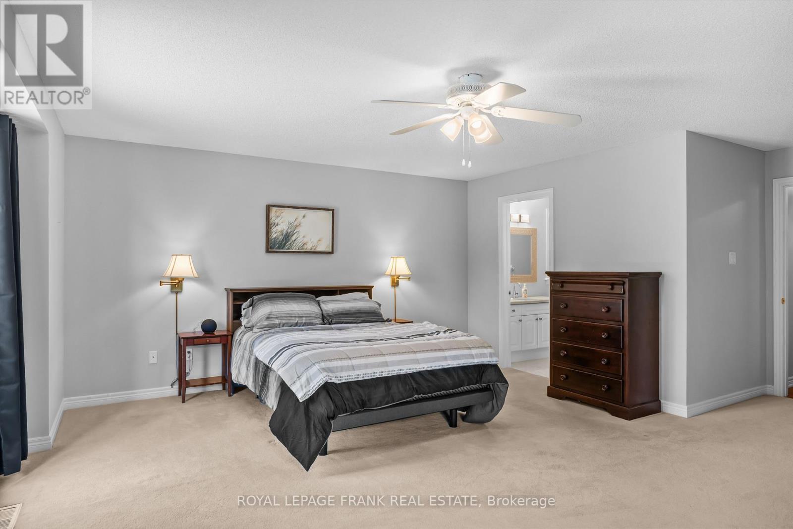 












6 MILL STREET

,
Kawartha Lakes (Bobcaygeon),




Ontario
K0M1A0

