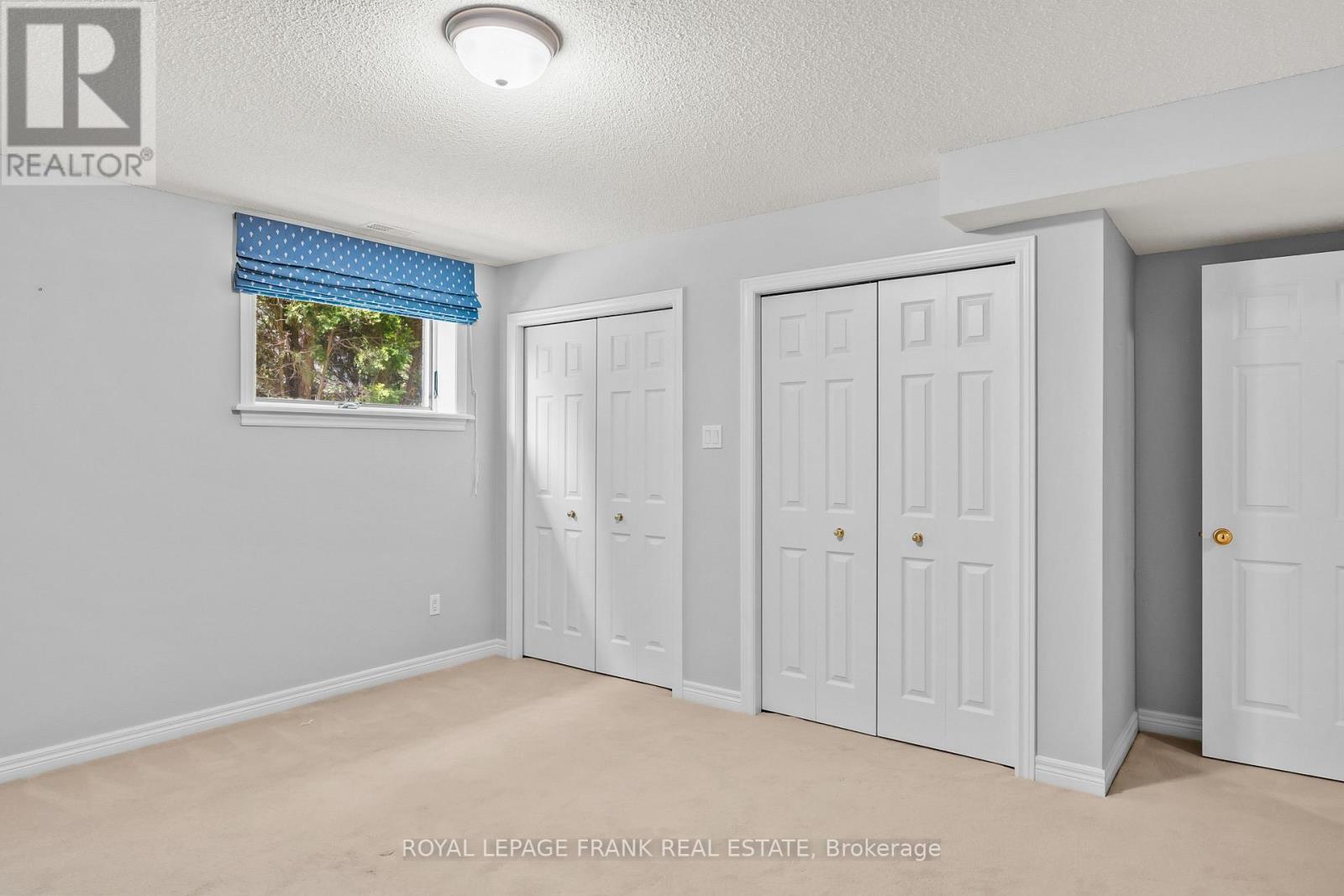












6 MILL STREET

,
Kawartha Lakes (Bobcaygeon),




Ontario
K0M1A0

