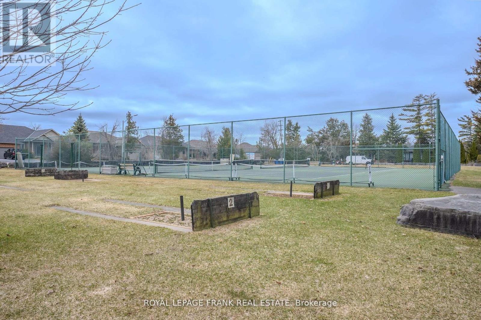 












6 MILL STREET

,
Kawartha Lakes (Bobcaygeon),




Ontario
K0M1A0


