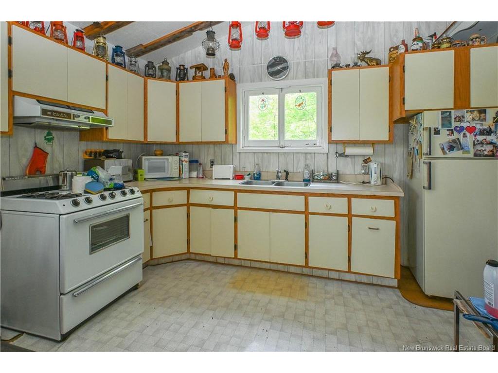 









7934


rue Saint-Paul

ST,
Bas-Caraquet,




NB
E1W 6E1

