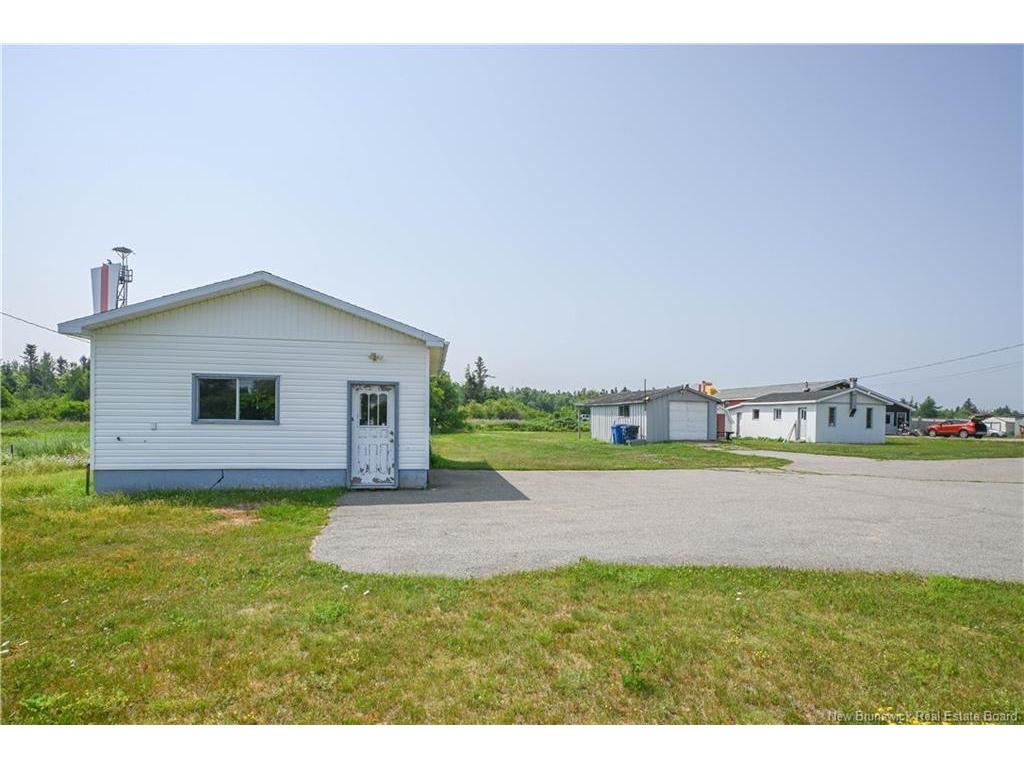 









7934


rue Saint-Paul

ST,
Bas-Caraquet,




NB
E1W 6E1

