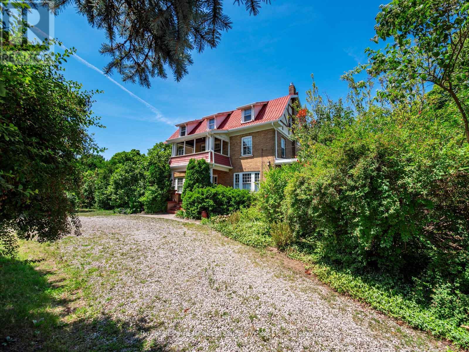 












3175 LAKESHORE ROAD W

,
Oakville (BR Bronte),




Ontario
L6L1J7

