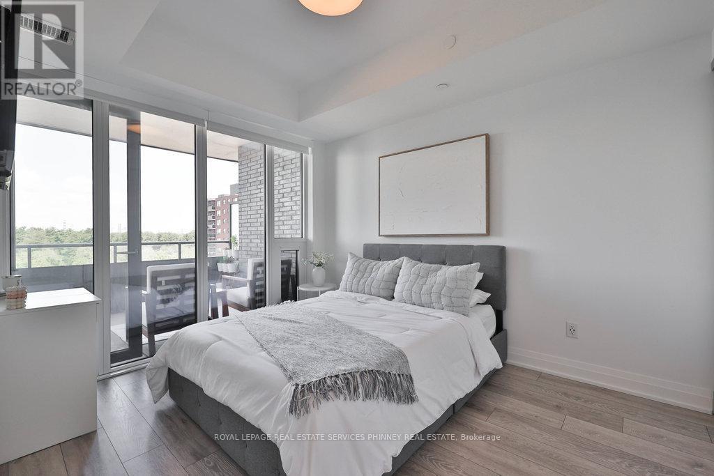












1011 - 21 PARK STREET E

,
Mississauga,




Ontario
L5G1L7


