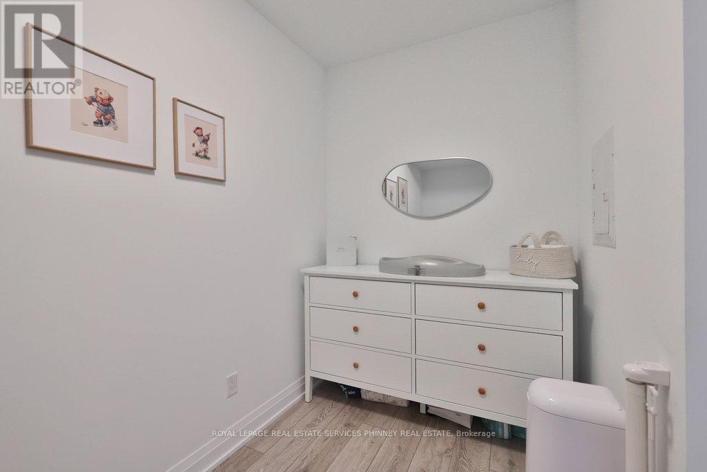 












1011 - 21 PARK STREET E

,
Mississauga,




Ontario
L5G1L7

