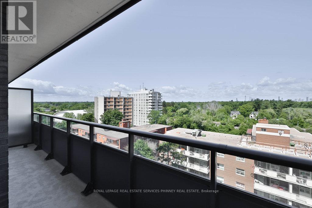 












1011 - 21 PARK STREET E

,
Mississauga,




Ontario
L5G1L7

