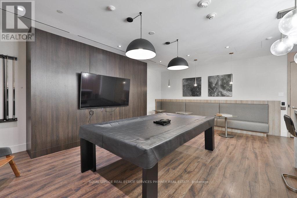 












1011 - 21 PARK STREET E

,
Mississauga,




Ontario
L5G1L7

