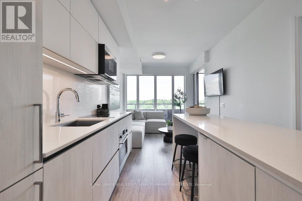 












1011 - 21 PARK STREET E

,
Mississauga,




Ontario
L5G1L7

