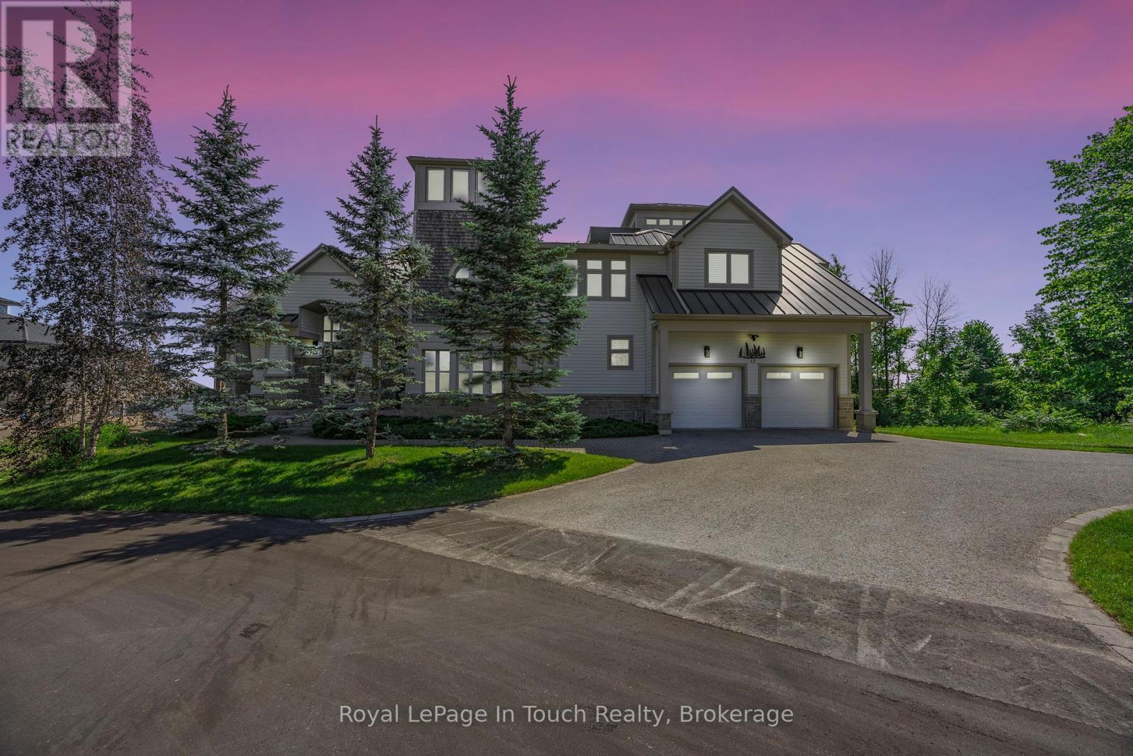 












17 SWAN LANE

,
Tay (Port McNicoll),




Ontario
L0K1R0

