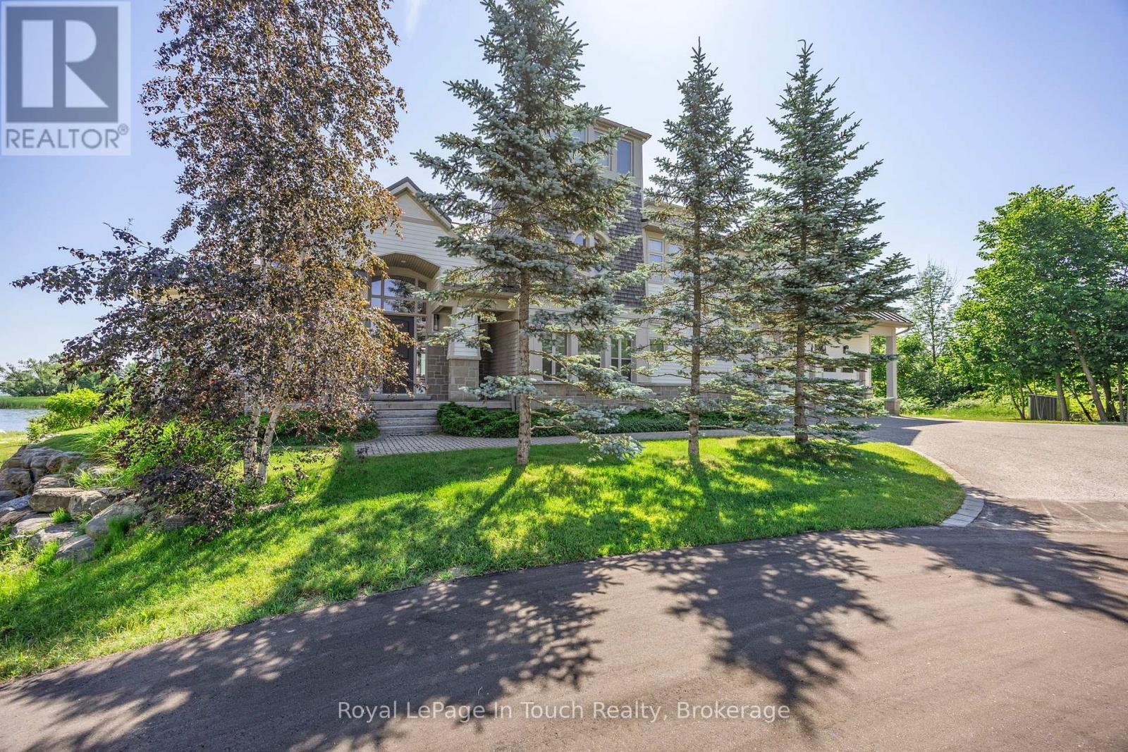 












17 SWAN LANE

,
Tay (Port McNicoll),




Ontario
L0K1R0

