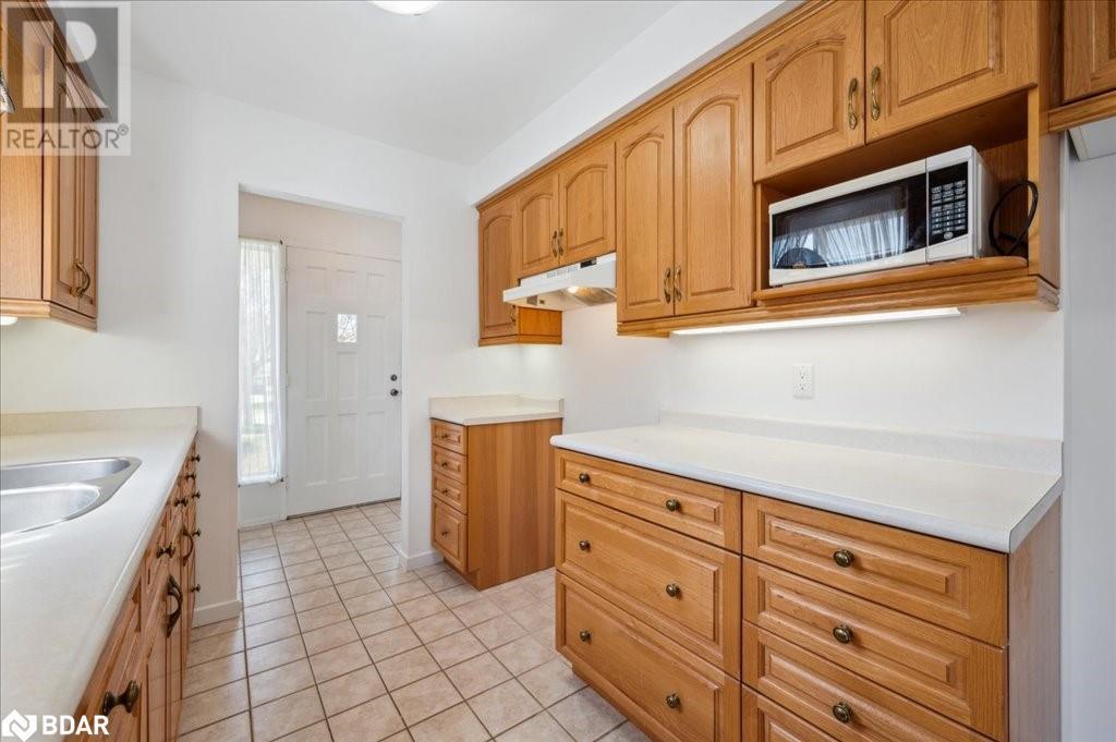 












29 VISTA Terrace

,
Guelph,




Ontario
N1E1A2

