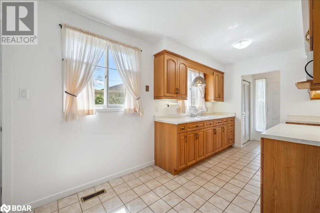 












29 VISTA Terrace

,
Guelph,




Ontario
N1E1A2

