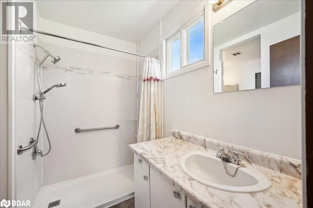 












29 VISTA Terrace

,
Guelph,




Ontario
N1E1A2

