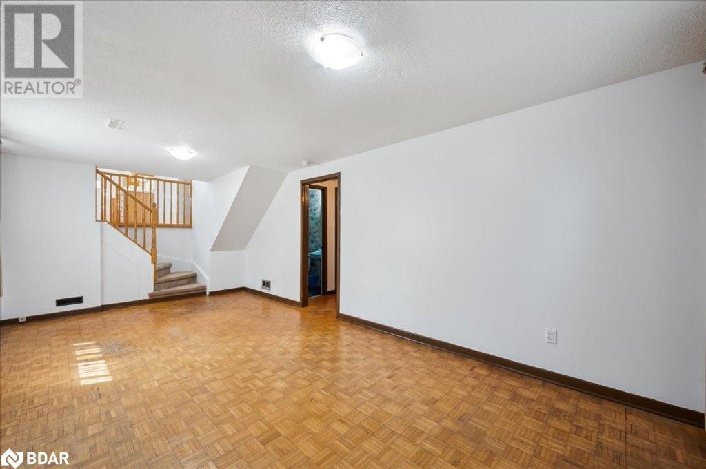 












29 VISTA Terrace

,
Guelph,




Ontario
N1E1A2

