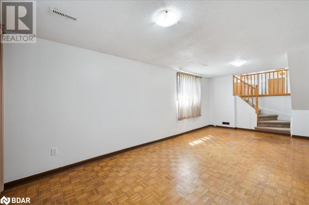 












29 VISTA Terrace

,
Guelph,




Ontario
N1E1A2

