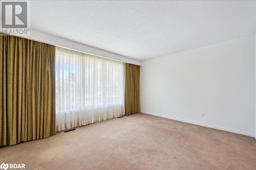 












29 VISTA Terrace

,
Guelph,




Ontario
N1E1A2

