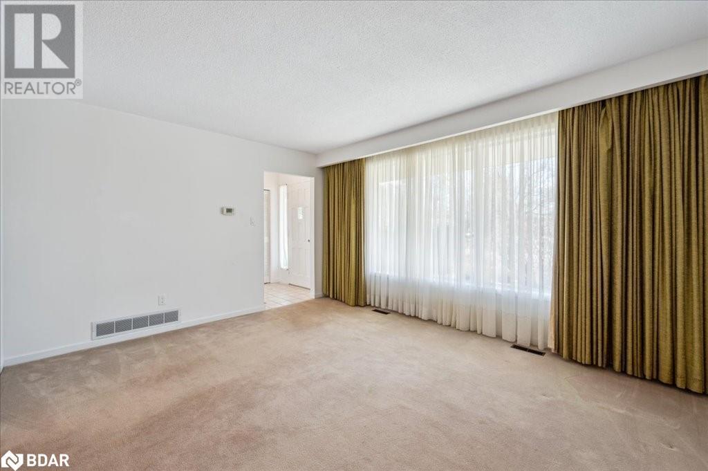 












29 VISTA Terrace

,
Guelph,




Ontario
N1E1A2

