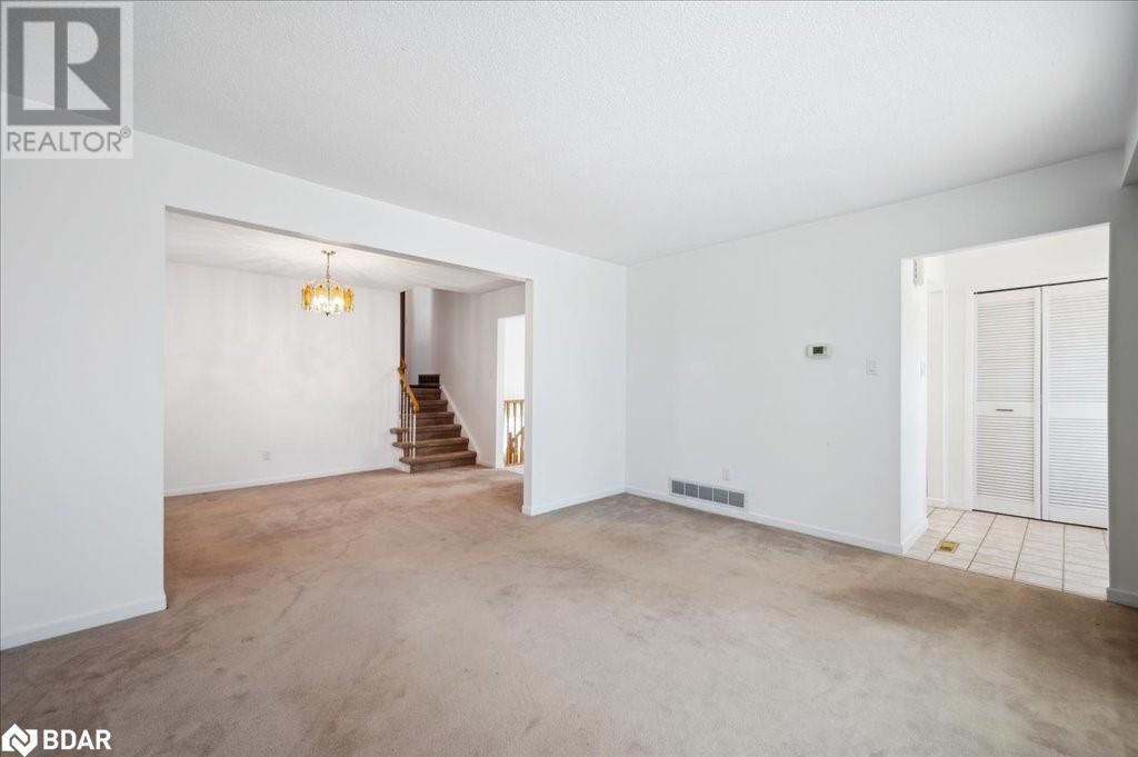 












29 VISTA Terrace

,
Guelph,




Ontario
N1E1A2


