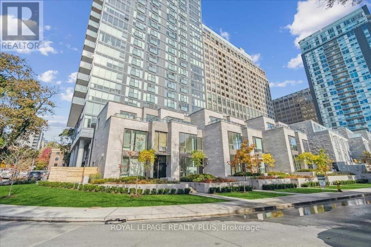












302 - 99 FOXBAR ROAD SW

,
Toronto,




Ontario
M4V2G5

