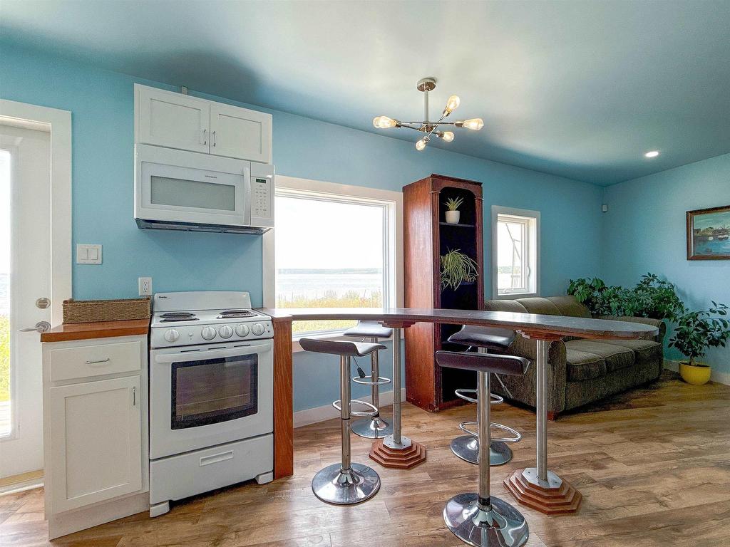 












14 Garden Lane

,
Donaldston,




PE
C0A 1T0

