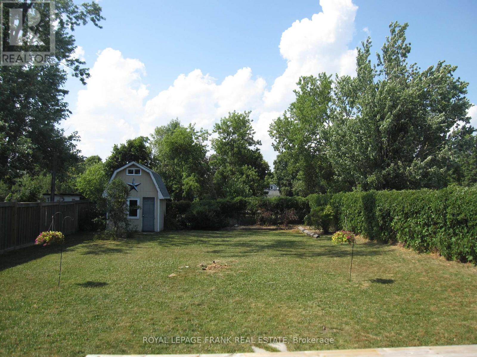 












78 QUEEN STREET

,
Kawartha Lakes (Lindsay),




Ontario
K9V1G4

