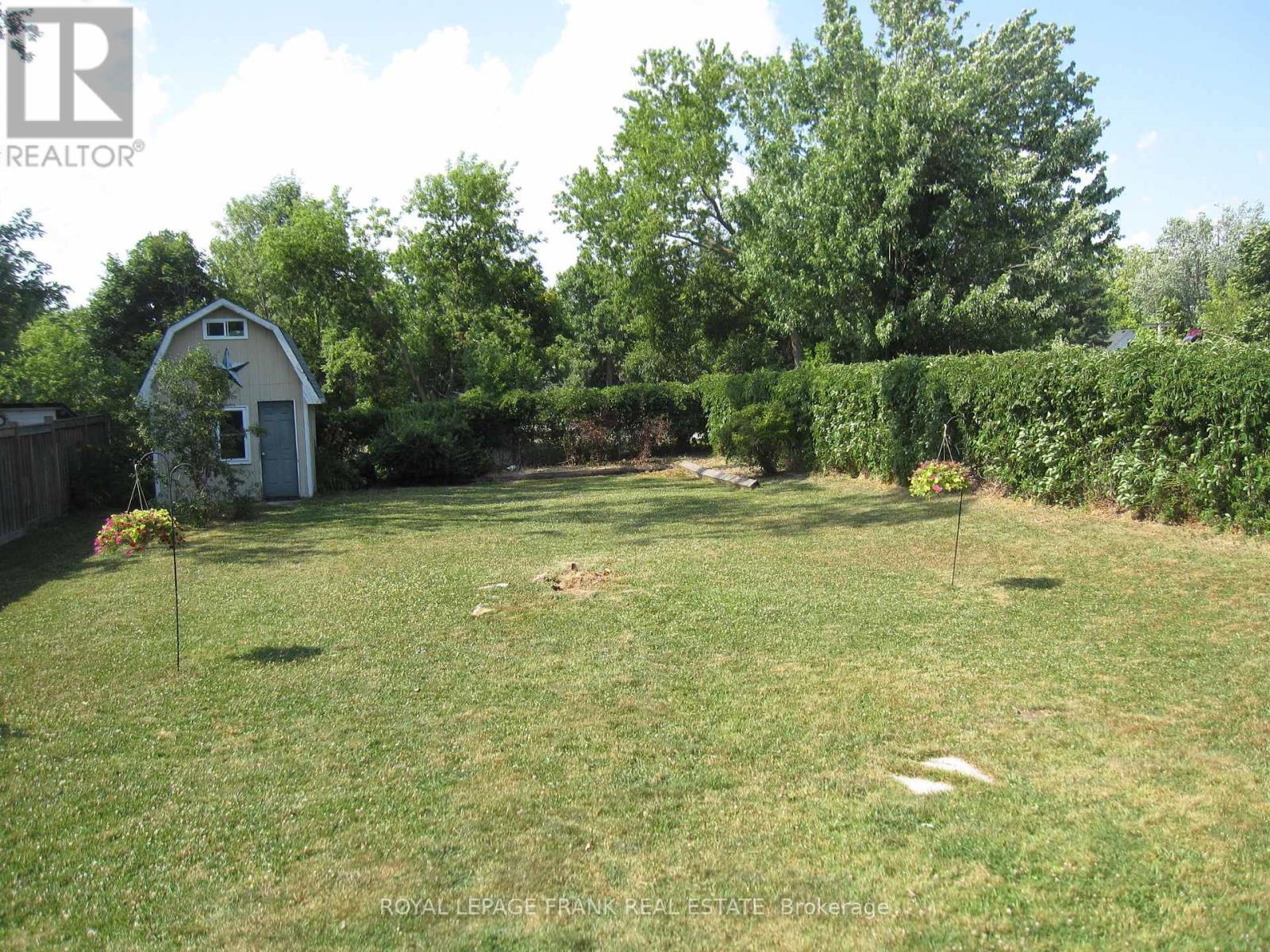 












78 QUEEN STREET

,
Kawartha Lakes (Lindsay),




Ontario
K9V1G4

