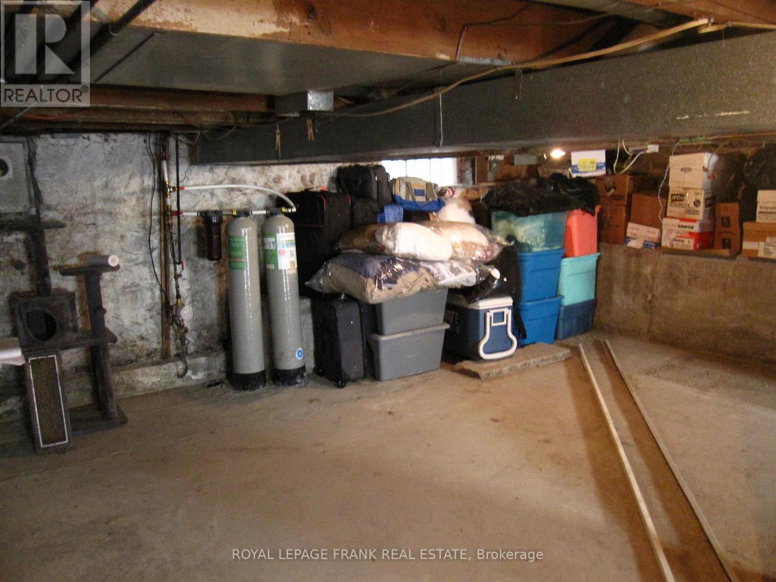 












78 QUEEN STREET

,
Kawartha Lakes (Lindsay),




Ontario
K9V1G4

