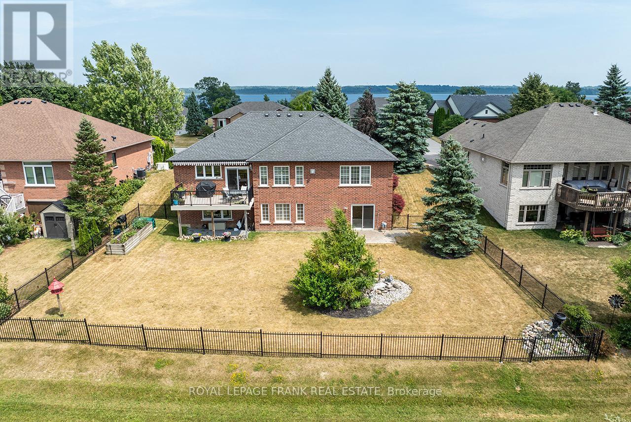 












202 SOUTHCREST DRIVE

,
Kawartha Lakes (Mariposa),




Ontario
L0C1G0

