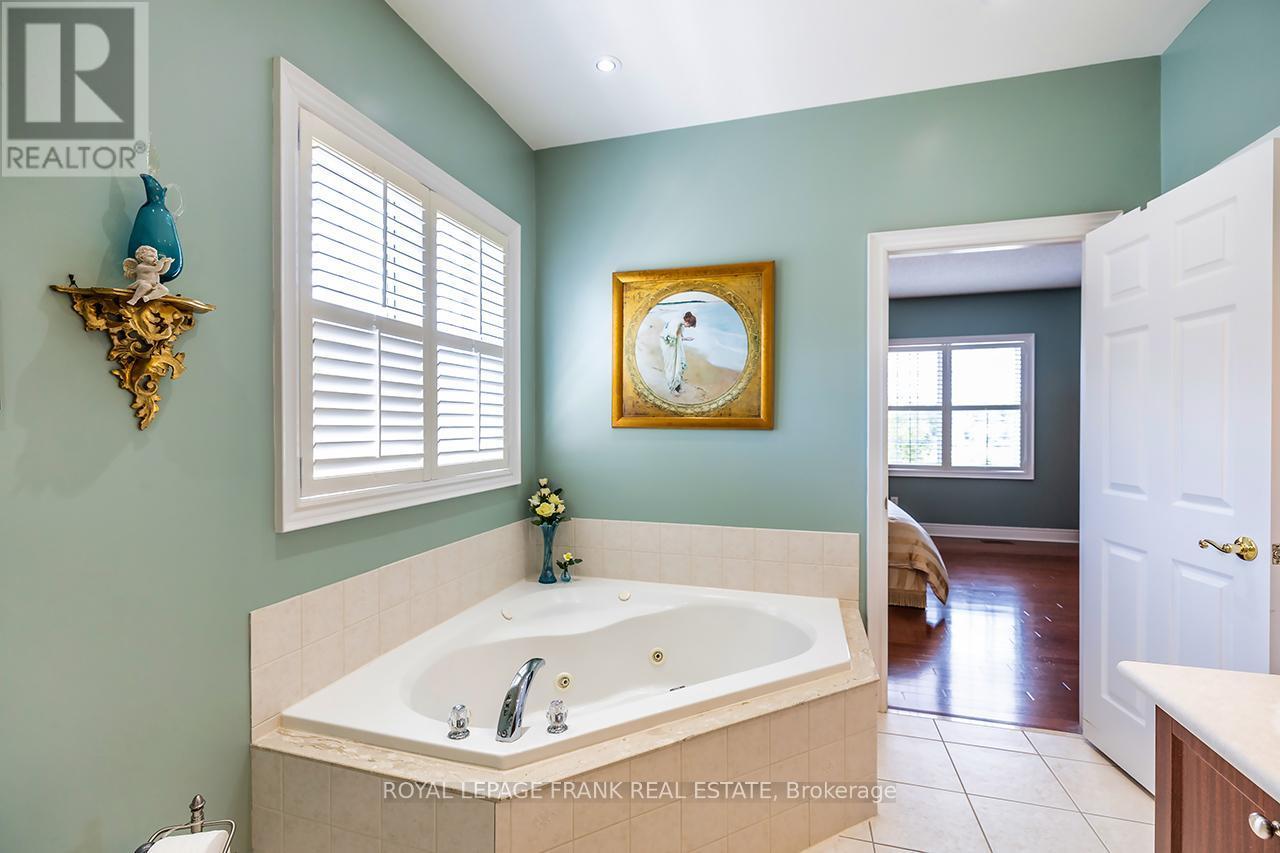 












202 SOUTHCREST DRIVE

,
Kawartha Lakes (Mariposa),




Ontario
L0C1G0

