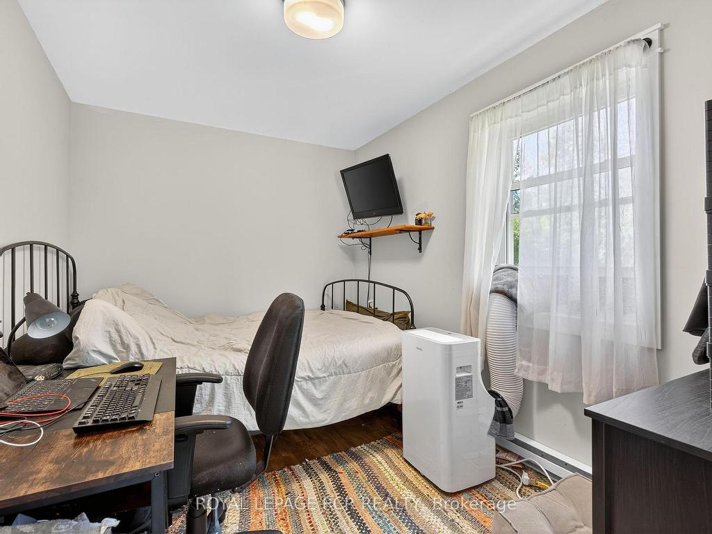 









8


Mustard

Street,
Uxbridge,




ON
L9P 1R2

