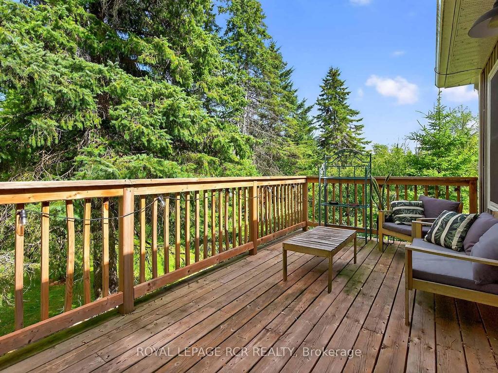 









8


Mustard

Street,
Uxbridge,




ON
L9P 1R2

